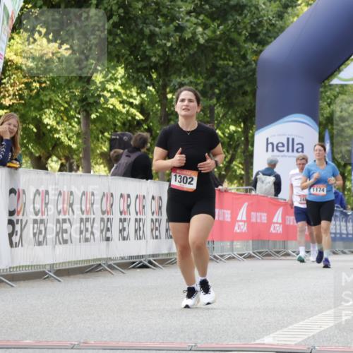 06.09.2026 - CURREX Alsterlauf Yannick Fuchs http://msf.ph/oto/10231458 06.09.2026 11:57:25 Ziel 1129, 1154, 1302 meine-sportfotos.de