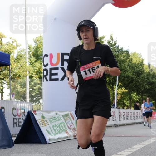 06.09.2026 - CURREX Alsterlauf Yannick Fuchs http://msf.ph/oto/10231469 06.09.2026 11:57:30 Ziel 1154, 1174, 1193, 1302 meine-sportfotos.de