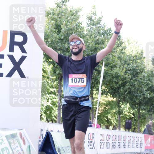 06.09.2026 - CURREX Alsterlauf Yannick Fuchs http://msf.ph/oto/10231482 06.09.2026 11:57:58 Ziel 1036, 1075, 1084, 1139, 1159, 1160, 1241 meine-sportfotos.de