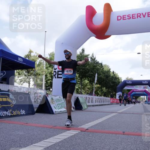 06.09.2026 - CURREX Alsterlauf Yannick Fuchs http://msf.ph/oto/10231536 06.09.2026 11:57:59 Ziel 1036, 1075, 1084, 1241 meine-sportfotos.de