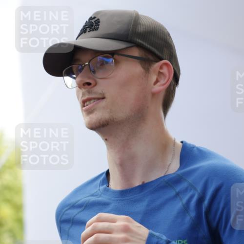 06.09.2026 - CURREX Alsterlauf Yannick Fuchs http://msf.ph/oto/10231554 06.09.2026 11:58:09 Ziel 1007, 1178, 1180, 1186, 1199, 1283, 8048, 8300 meine-sportfotos.de