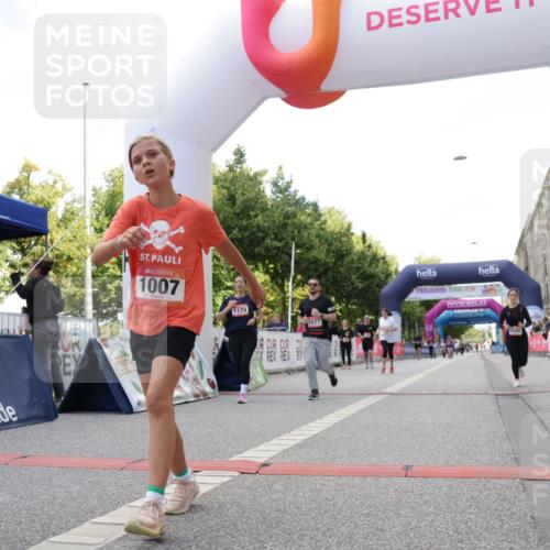 06.09.2026 - CURREX Alsterlauf Yannick Fuchs http://msf.ph/oto/10231562 06.09.2026 11:58:16 Ziel 1007, 1020, 1077, 1158, 1178, 1179, 1180, 1199, 8048, 8300 meine-sportfotos.de