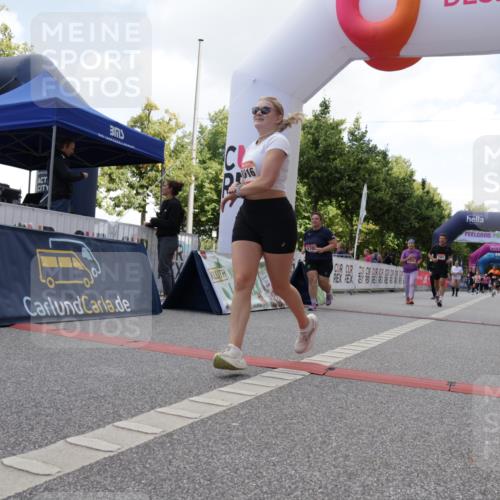 06.09.2026 - CURREX Alsterlauf Yannick Fuchs http://msf.ph/oto/10231606 06.09.2026 11:58:32 Ziel 1082, 1182, 1235, 1314, 1334, 8016 meine-sportfotos.de