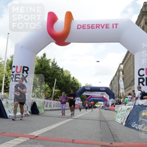 06.09.2026 - CURREX Alsterlauf Yannick Fuchs http://msf.ph/oto/10231613 06.09.2026 11:58:33 Ziel 1082, 1114, 1115, 1182, 1235, 1314, 1334, 8016 meine-sportfotos.de