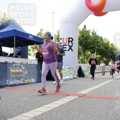 06.09.2026 - CURREX Alsterlauf Yannick Fuchs http://msf.ph/oto/10231623 06.09.2026 11:58:37 Ziel 1082, 1089, 1090, 1114, 1115, 1182, 1202, 1235, 1314, 1334, 8016 meine-sportfotos.de