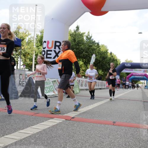 06.09.2026 - CURREX Alsterlauf Yannick Fuchs http://msf.ph/oto/10231628 06.09.2026 11:58:40 Ziel 1001, 1082, 1089, 1090, 1114, 1115, 1202, 1235, 1314, 1334 meine-sportfotos.de
