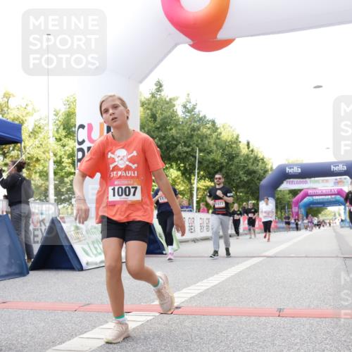 06.09.2026 - CURREX Alsterlauf Yannick Fuchs http://msf.ph/oto/10231635 06.09.2026 11:58:16 Ziel 1007, 1020, 1077, 1158, 1178, 1179, 1180, 1199, 8048, 8300 meine-sportfotos.de