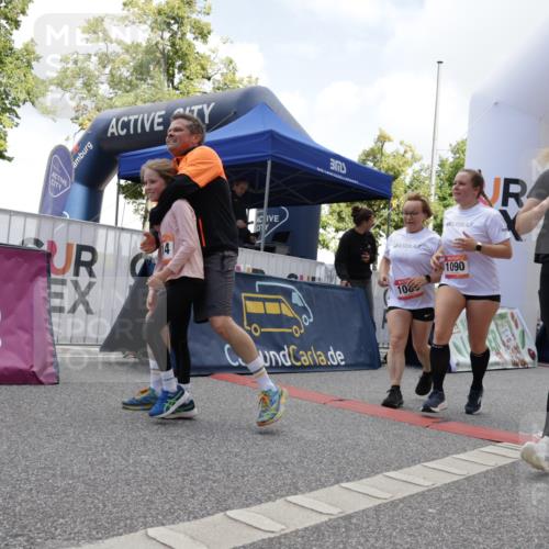 06.09.2026 - CURREX Alsterlauf Yannick Fuchs http://msf.ph/oto/10231637 06.09.2026 11:58:41 Ziel 1001, 1082, 1089, 1090, 1114, 1115, 1202, 1235, 1314, 1334, 8137 meine-sportfotos.de