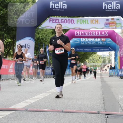 06.09.2026 - CURREX Alsterlauf Yannick Fuchs http://msf.ph/oto/10231793 06.09.2026 11:59:35 Ziel 1018, 1108, 1173, 1215, 1261, 1262, 1266 meine-sportfotos.de