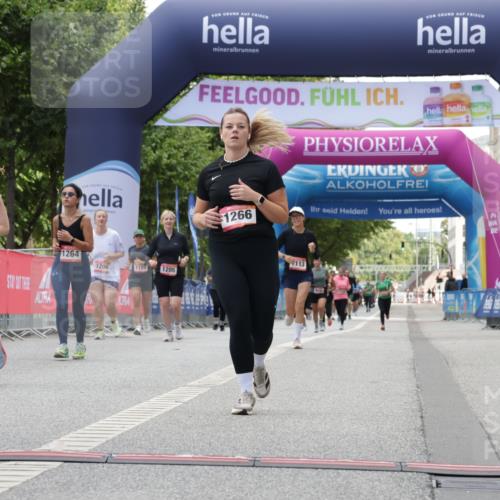 06.09.2026 - CURREX Alsterlauf Yannick Fuchs http://msf.ph/oto/10231794 06.09.2026 11:59:36 Ziel 1018, 1108, 1173, 1215, 1261, 1262, 1266 meine-sportfotos.de