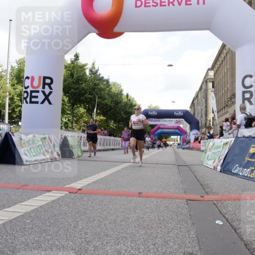 06.09.2026 - CURREX Alsterlauf Yannick Fuchs http://msf.ph/oto/10231826 06.09.2026 11:58:30 Ziel 1082, 1182, 1306, 1314, 8016 meine-sportfotos.de