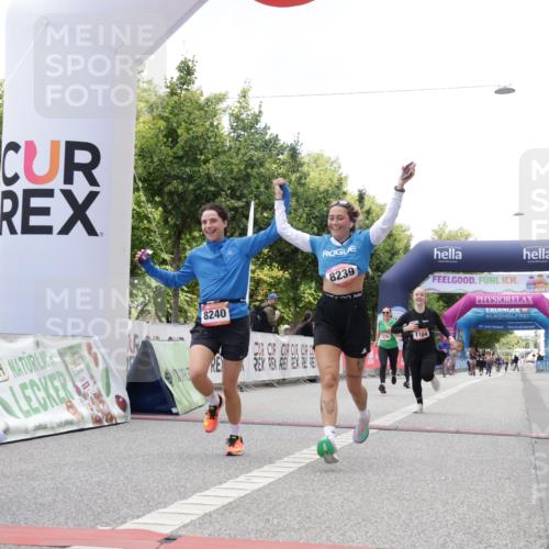 06.09.2026 - CURREX Alsterlauf Yannick Fuchs http://msf.ph/oto/10231868 06.09.2026 12:00:10 Ziel 1104, 1276, 1289, 1315, 1322, 8239, 8240 meine-sportfotos.de