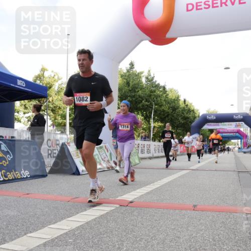 06.09.2026 - CURREX Alsterlauf Yannick Fuchs http://msf.ph/oto/10231928 06.09.2026 11:58:36 Ziel 1082, 1089, 1090, 1114, 1115, 1182, 1202, 1235, 1314, 1334, 8016 meine-sportfotos.de