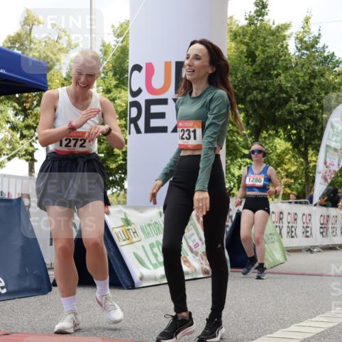 06.09.2026 - CURREX Alsterlauf Yannick Fuchs http://msf.ph/oto/10231960 06.09.2026 12:00:45 Ziel 1013, 1061, 1097, 1185, 1222, 1231, 1260, 1272, 1280, 3821, 3822 meine-sportfotos.de