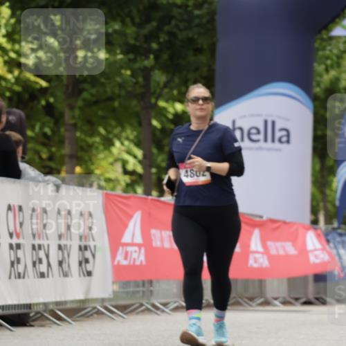 06.09.2026 - CURREX Alsterlauf Yannick Fuchs http://msf.ph/oto/10231985 06.09.2026 12:00:55 Ziel 1097, 1317 meine-sportfotos.de
