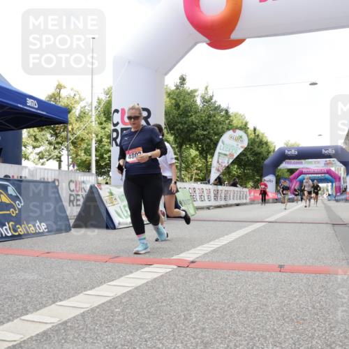 06.09.2026 - CURREX Alsterlauf Yannick Fuchs http://msf.ph/oto/10232005 06.09.2026 12:01:03 Ziel 1270, 1273, 1317, 1338, 4802 meine-sportfotos.de