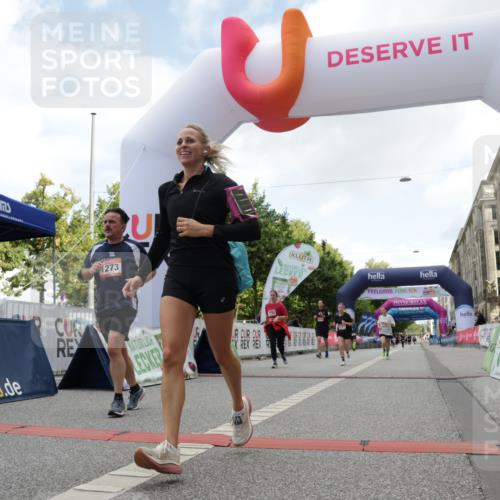 06.09.2026 - CURREX Alsterlauf Yannick Fuchs http://msf.ph/oto/10232016 06.09.2026 12:01:09 Ziel 1170, 1177, 1270, 1273, 1338, 3755, 8018 meine-sportfotos.de