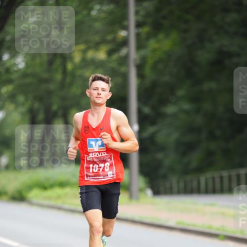13.09.2026 - 21. swb-Marathon Bremen TobiasT http://msf.ph/oto/10241710 13.09.2026 11:09:40 Laufen 1078, 925 meine-sportfotos.de