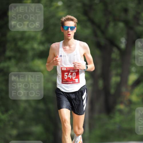 13.09.2026 - 21. swb-Marathon Bremen TobiasT http://msf.ph/oto/10241835 13.09.2026 11:15:17 Laufen 540, 2026, 21, 20 meine-sportfotos.de