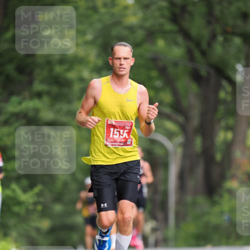 13.09.2026 - 21. swb-Marathon Bremen TobiasT http://msf.ph/oto/10242133 13.09.2026 11:20:56 Laufen 1555, 21 meine-sportfotos.de