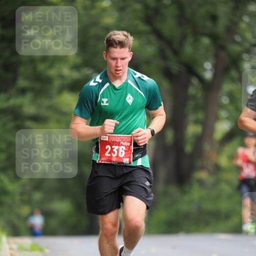 13.09.2026 - 21. swb-Marathon Bremen TobiasT http://msf.ph/oto/10242264 13.09.2026 11:22:26 Laufen 236, 2, 20 meine-sportfotos.de