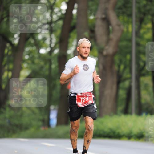 13.09.2026 - 21. swb-Marathon Bremen TobiasT http://msf.ph/oto/10242369 13.09.2026 11:26:06 Laufen 129 meine-sportfotos.de