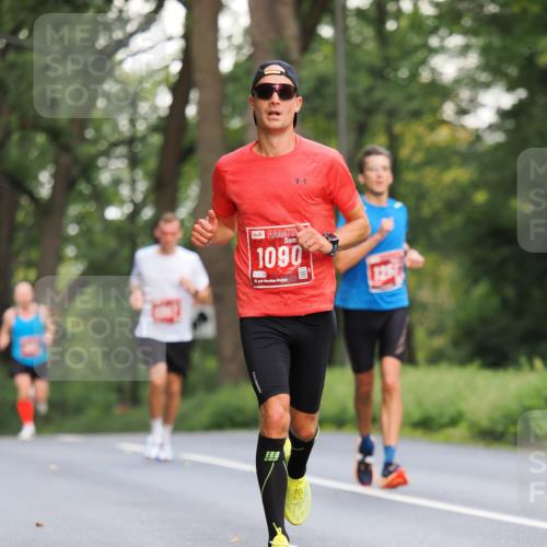 13.09.2026 - 21. swb-Marathon Bremen TobiasT http://msf.ph/oto/10242463 13.09.2026 11:28:50 Laufen 1090, 005, 21 meine-sportfotos.de