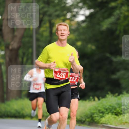 13.09.2026 - 21. swb-Marathon Bremen TobiasT http://msf.ph/oto/10242579 13.09.2026 11:29:41 Laufen 420, 322 meine-sportfotos.de