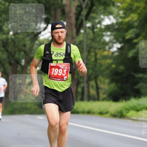 13.09.2026 - 21. swb-Marathon Bremen TobiasT http://msf.ph/oto/10242744 13.09.2026 11:30:55 Laufen 1993, 21, 2 meine-sportfotos.de