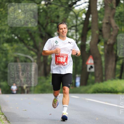 13.09.2026 - 21. swb-Marathon Bremen TobiasT http://msf.ph/oto/10242747 13.09.2026 11:31:00 Laufen 1168 meine-sportfotos.de