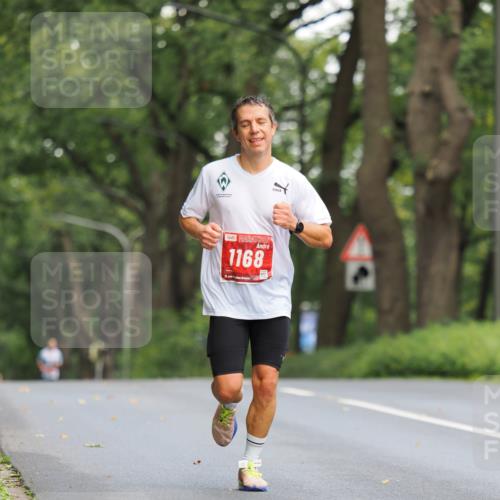 13.09.2026 - 21. swb-Marathon Bremen TobiasT http://msf.ph/oto/10242751 13.09.2026 11:31:00 Laufen 1168 meine-sportfotos.de