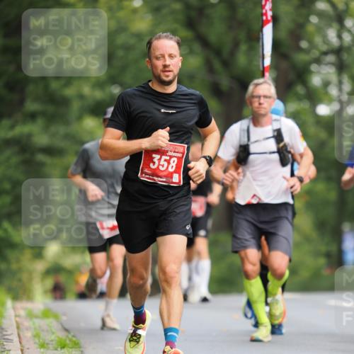13.09.2026 - 21. swb-Marathon Bremen TobiasT http://msf.ph/oto/10242809 13.09.2026 11:31:47 Laufen 358, 21, 26 meine-sportfotos.de