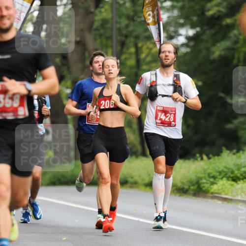 13.09.2026 - 21. swb-Marathon Bremen TobiasT http://msf.ph/oto/10242817 13.09.2026 11:31:49 Laufen 31, 368, 206, 1428 meine-sportfotos.de