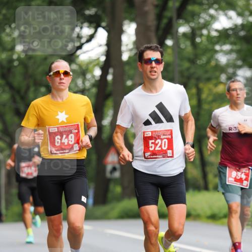 13.09.2026 - 21. swb-Marathon Bremen TobiasT http://msf.ph/oto/10242858 13.09.2026 11:32:20 Laufen 649, 21, 520, 2, 934 meine-sportfotos.de