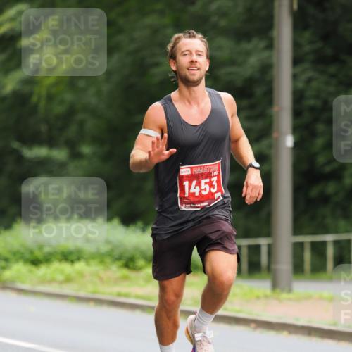 13.09.2026 - 21. swb-Marathon Bremen TobiasT http://msf.ph/oto/10242913 13.09.2026 11:32:51 Laufen 1453, 21 meine-sportfotos.de