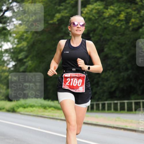 13.09.2026 - 21. swb-Marathon Bremen TobiasT http://msf.ph/oto/10243135 13.09.2026 11:35:28 Laufen 2100 meine-sportfotos.de