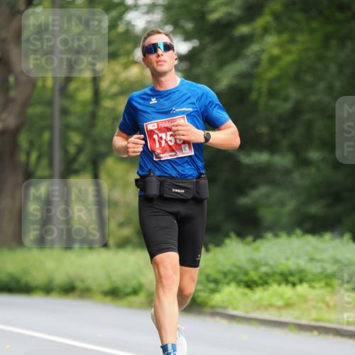 13.09.2026 - 21. swb-Marathon Bremen TobiasT http://msf.ph/oto/10243381 13.09.2026 11:37:57 Laufen 175 meine-sportfotos.de