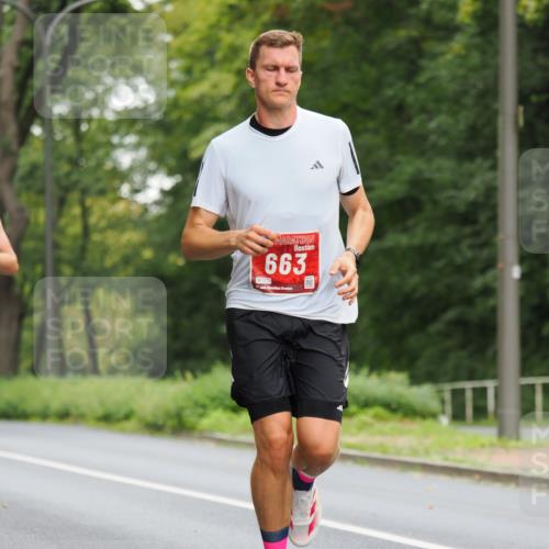 13.09.2026 - 21. swb-Marathon Bremen TobiasT http://msf.ph/oto/10243535 13.09.2026 11:39:33 Laufen 663, 1713, 26 meine-sportfotos.de