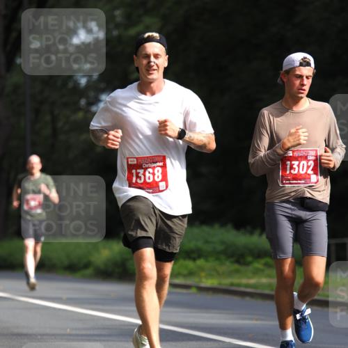13.09.2026 - 21. swb-Marathon Bremen TobiasT http://msf.ph/oto/10243762 13.09.2026 11:42:19 Laufen 1368, 2026, 1302, 21, 026 meine-sportfotos.de