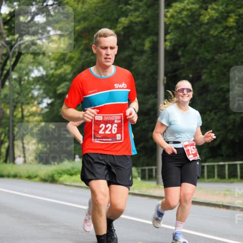 13.09.2026 - 21. swb-Marathon Bremen TobiasT http://msf.ph/oto/10243916 13.09.2026 11:43:51 Laufen 226, 21, 20, 151 meine-sportfotos.de