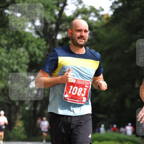 13.09.2026 - 21. swb-Marathon Bremen TobiasT http://msf.ph/oto/10244372 13.09.2026 11:48:45 Laufen 1083, 21, 20 meine-sportfotos.de