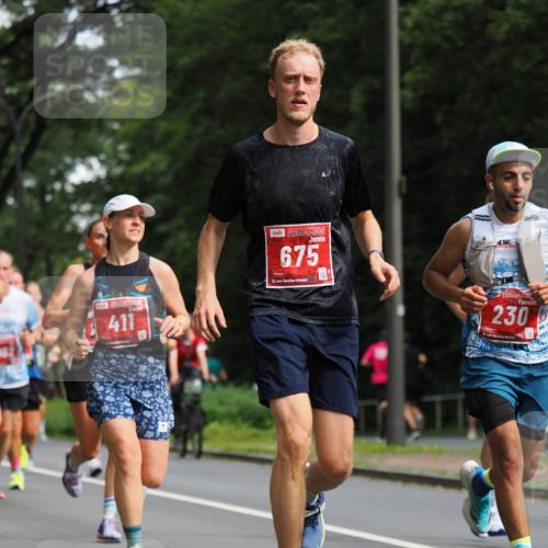 13.09.2026 - 21. swb-Marathon Bremen TobiasT http://msf.ph/oto/10244485 13.09.2026 11:49:55 Laufen 411, 675, 230 meine-sportfotos.de