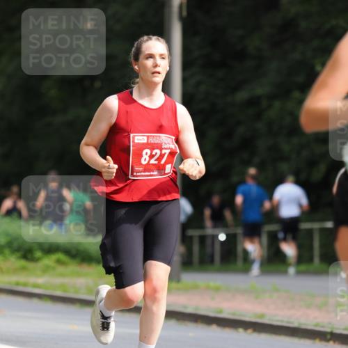 13.09.2026 - 21. swb-Marathon Bremen TobiasT http://msf.ph/oto/10244553 13.09.2026 11:50:16 Laufen 827, 21, 26 meine-sportfotos.de