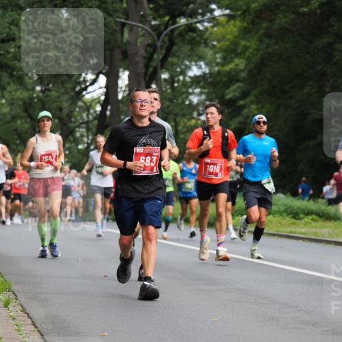 13.09.2026 - 21. swb-Marathon Bremen TobiasT http://msf.ph/oto/10244575 13.09.2026 11:50:21 Laufen 1542, 583, 1010 meine-sportfotos.de