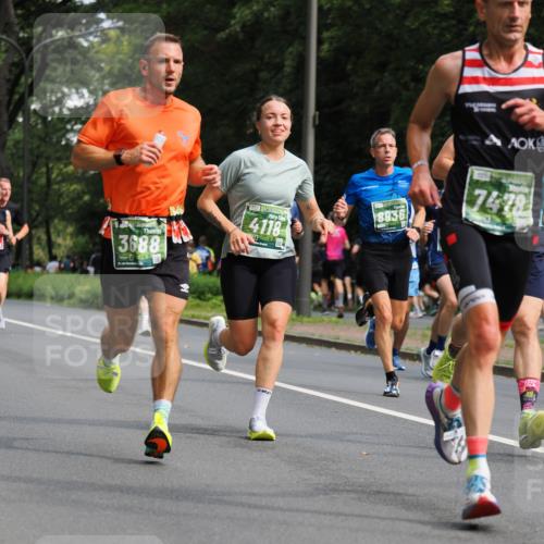 13.09.2026 - 21. swb-Marathon Bremen TobiasT http://msf.ph/oto/10244758 13.09.2026 11:51:47 Laufen 3688, 4118, 8936, 7478 meine-sportfotos.de