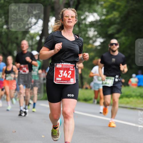 13.09.2026 - 21. swb-Marathon Bremen TobiasT http://msf.ph/oto/10244850 13.09.2026 11:52:36 Laufen 342, 0034, 21, 26 meine-sportfotos.de