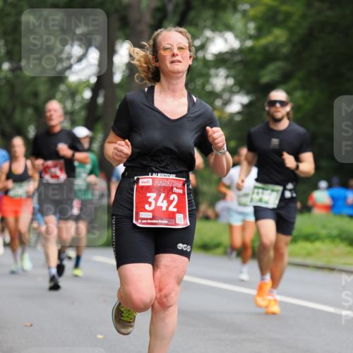 13.09.2026 - 21. swb-Marathon Bremen TobiasT http://msf.ph/oto/10244854 13.09.2026 11:52:36 Laufen 342, 0034, 21, 026 meine-sportfotos.de