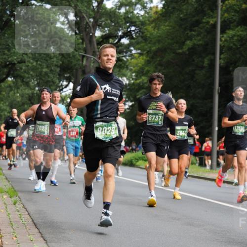 13.09.2026 - 21. swb-Marathon Bremen TobiasT http://msf.ph/oto/10244918 13.09.2026 11:53:22 Laufen 7029, 85, 881, 9029, 8737, 3043, 13136 meine-sportfotos.de