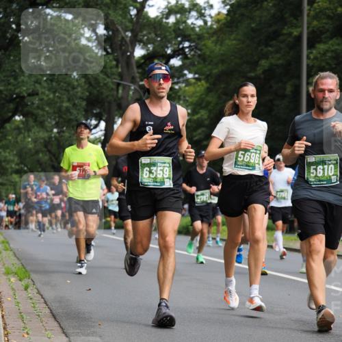 13.09.2026 - 21. swb-Marathon Bremen TobiasT http://msf.ph/oto/10245042 13.09.2026 11:53:47 Laufen 3, 6359, 2767, 5696, 5610 meine-sportfotos.de