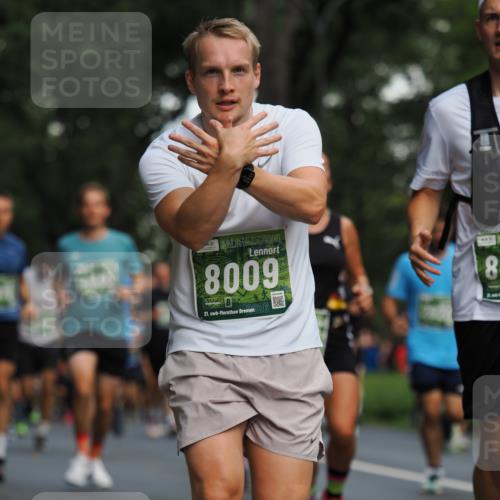 13.09.2026 - 21. swb-Marathon Bremen TobiasT http://msf.ph/oto/10245360 13.09.2026 11:56:54 Laufen 5720, 8009, 21, 26, 8, 8009 meine-sportfotos.de